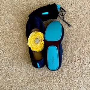 Vegan Tieks by Gavrieli. Never worn.